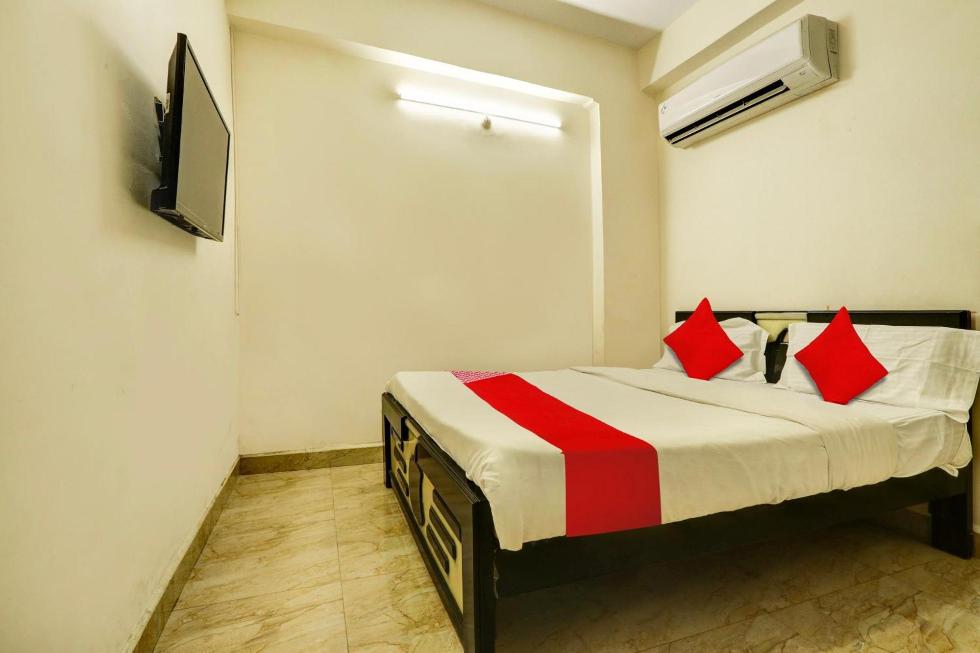 Hotel O Royal Haven Hyderabad Bagian luar foto